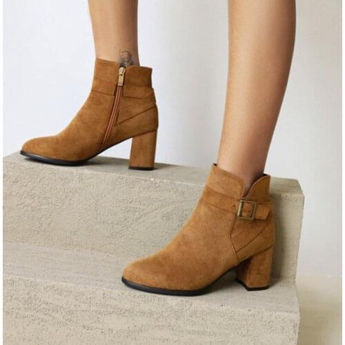 2022 New Size 33-43 Women Metal Buckle Boots Woman Block High Heels Faux Suede Black Brown Tan Short Booties Woman Dress Shoes