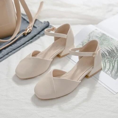 Womens Baotou sandals, new versatile and comfortable mid-heel hollow single shoes, simple professional womens shoes