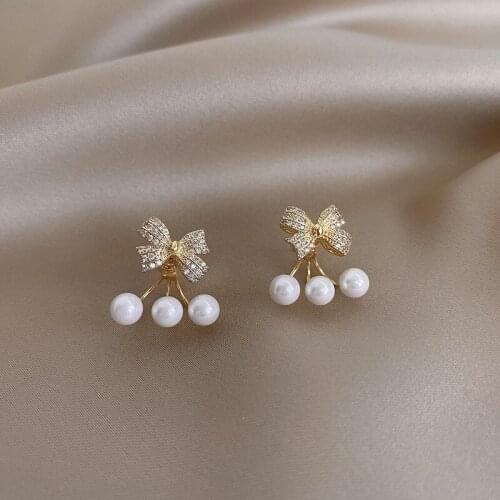 Korean Fashion Bowknot Pearl Earrings 2021 New Classic Pendant Womens Earrings Womens Wedding Party Jewelry Birthday Gift