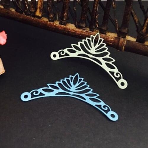 SCD576 Corner Lace Metal Cutting Dies For Scrapbooking Stencils DIY Album Cards Decoration Embossing Folder Die Cuts Template