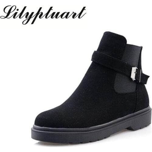 2019 winter European and American fashion round head short boots low heel buckle with scrub womens Chelsea boots women