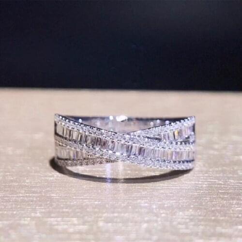 100% 18K 750Au Gold Diamond Ring With national certificate 01