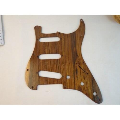 1pcs Cordia dichotoma STRAT GUITAR GUITAR SSS Pickguard #2750