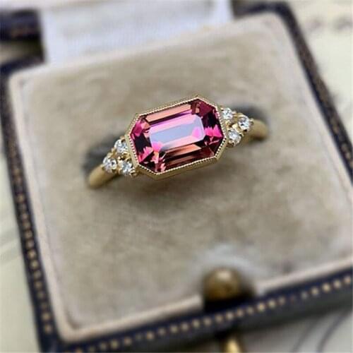 2021 Luxury Retro Pink Crystal Finger Ring for Women Rhinestone Geometry Engagement Ring Wedding Party Jewelry Girl Accessories