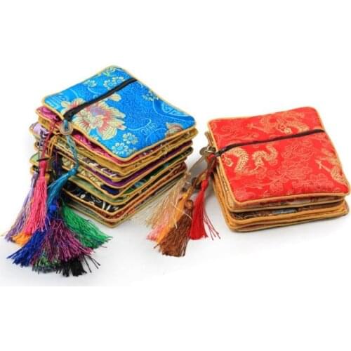 100pcs High End Tassel Small Zip Christmas Gift Bag Wedding Party Favor Women Coin Purse Chinese Silk Card Holders Wholesale SN