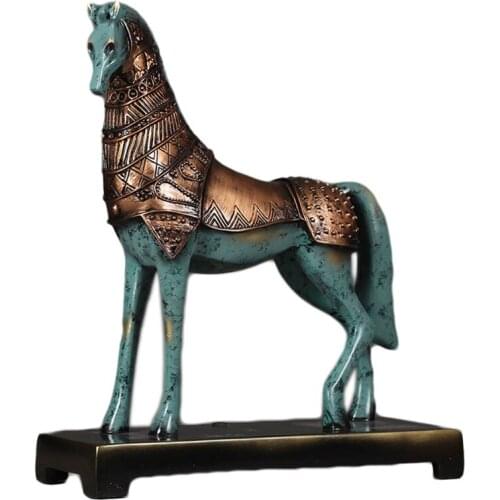 European Luxury Ornaments Office Decoration Home Furnishing Crafts Decor Lucky War Horse Resinic Figurine Custom