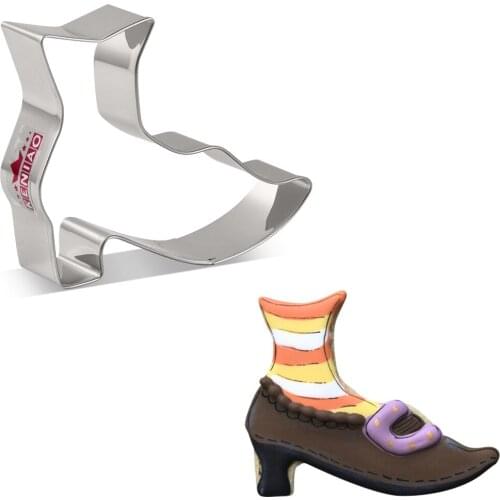 KENIAO Witchs Shoes Cookie Cutter for Halloween Party - 9.4 x 7.8 cm - Biscuit / Fondant / Pastry Cutter - Stainless Steel
