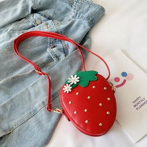 Lovely Childrens Min Summer Crossbody Bag Cute Strawberry Shape Shoulder Messenger Bag with Bright Color Gifts for Little Girls