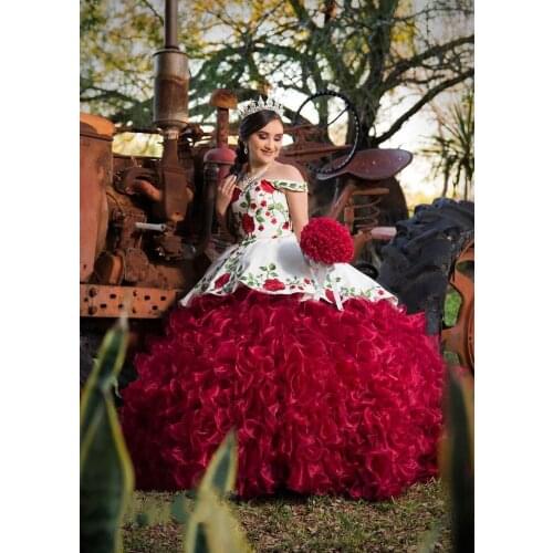 Fashion Flower Embroidery White and Red Quinceanera Dresses Ball Gown Satin Off shoulder with Sleeves Charro Mexican Vestido
