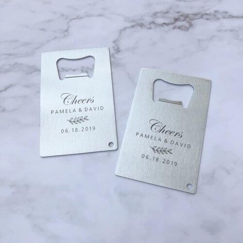 Personalized Wedding Favor Party Souvenir Customized Name Engraved Metal Credit Card Bottle Opener Wedding Gift for Guests 25pcs