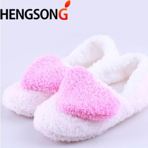 Women Comfortable Slipper Big Heart Decor Slippers Warm Soft Sole Womens Short Plush Home Indoor Floor Covered Heel Shoes