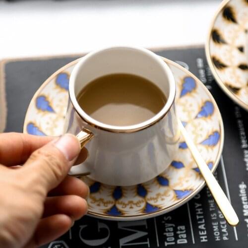 Turkish ceramic coffee cup with saucer spoon European sketch Phnom Penh cup holder afternoon cup and saucer set tumbler cup