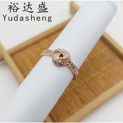 Rose Shimmering Knot Ring（It is a permanent symbol of a solid emotional connection, and it is a timeless rich variety of jewelry