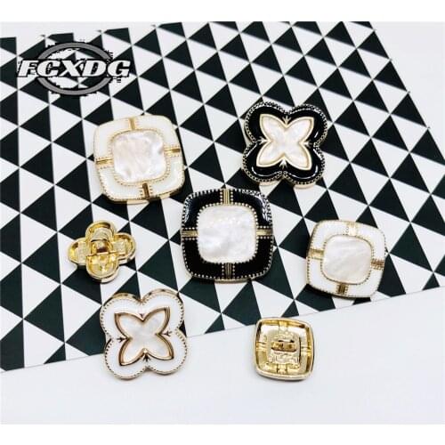 Handmade DIY Sewing Accessories Buttons for Clothing Women Clothes Decorative Buttons 20mm Metal Square Buttons for Shirt Coat