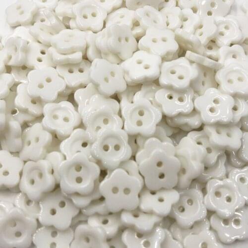 50/100pcs 12mm Cute Flower 2Holes Plastic Buttons Kids Sewing Crafts Mix PT44