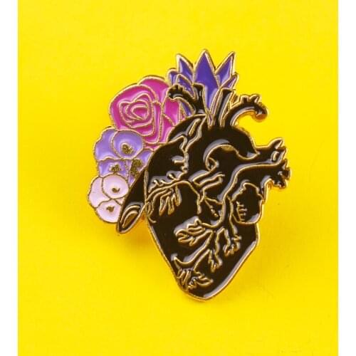 Flower Black Heart Brooches Badges for Backpack Enamel Pins Clothes Lapel Pin Badges for Clothes Badge Accessories Jewelry Gifts