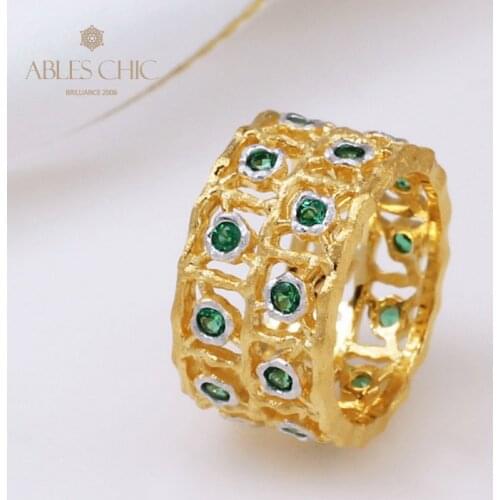 18K Gold Tone 925 Silver Emeralds Zircons Decorations Wide Rings Traditional Green CZ Stones Wedding Band Quality Fine Jewelry