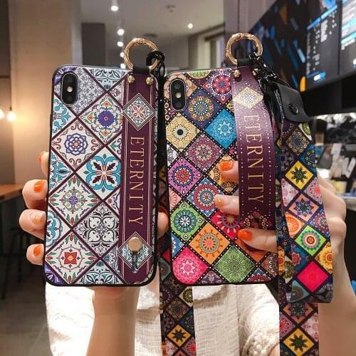 Wrist Strap Case For Iphone 12 Pro Max 12 Mini Silicone Cover For Iphone 11 Pro X XR XS Max 6S 7 8 Plus SE 2020 Neck Lanyard Coq