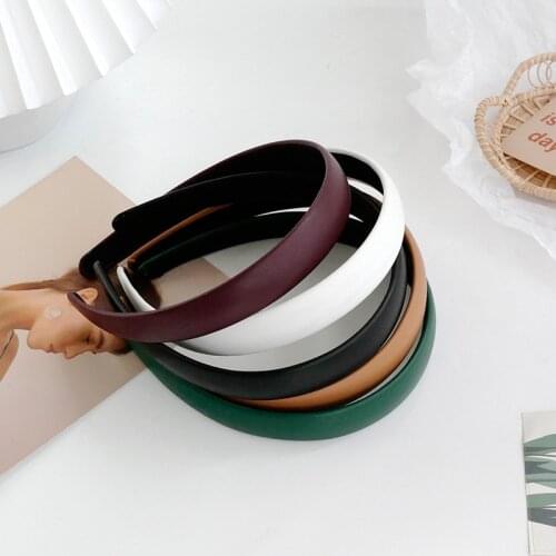 Net Celebrity Solid Color Leather Wash Hairband Simple and Versatile Outing Press Hairpin Wide-sided Retro Hair Accessories