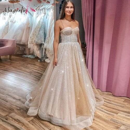 Sexy Gradient Sequin Wedding Dresses 2020 Glitter Scoop Wedding Gowns Backless Lace Back Long Train Bride Dress for Weddings