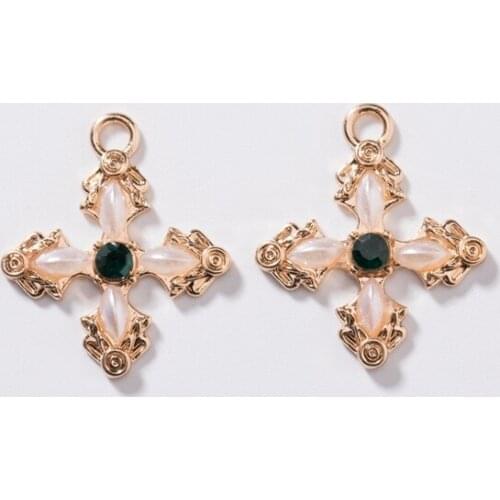 21*25MM 26Pcs/Pack KC Gold Alloy Cross Shape Jewelry Pendants Jewellery Charms