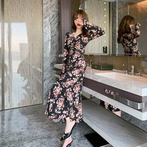 2021 Spring and Summer New Retro Design V-Neck Floral Dress