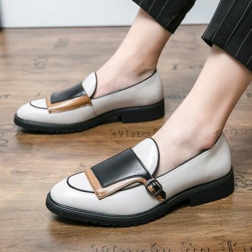 2021 Tassel Plaid Men Loafers Slip on Soft Mens Leather Shoes 2021 Fashion Club Party Shoes Men Sapato Masculino Zapatos Hombre