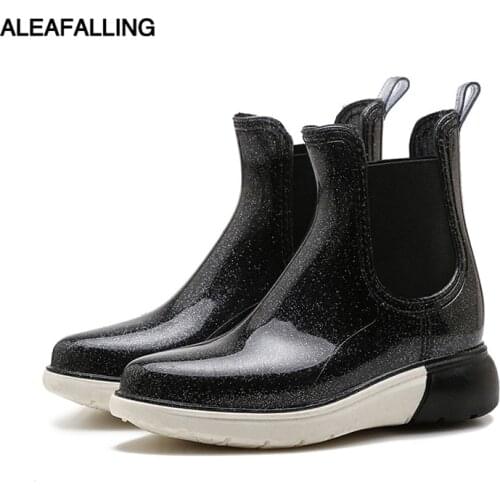 Aleafalling Women Rain Boots Mature Lady High Grade Waterproof Lady Shoes Anti-skip Rainproof Ankle Outdoor Girls Shoes AW11