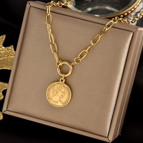 Take a bath without removing light luxury queen head necklace lady INS Euro-web celebrity coin temperament clavicle chain tide