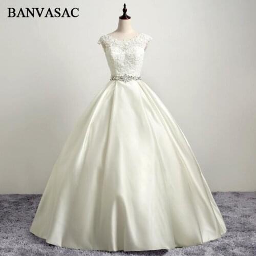 BANVASAC 2017 New Elegant Embroidery O Neck Wedding Dresses Sleeveless Satin Bowknot Luxury Crystals Sash Lace Bridal Ball Gowns