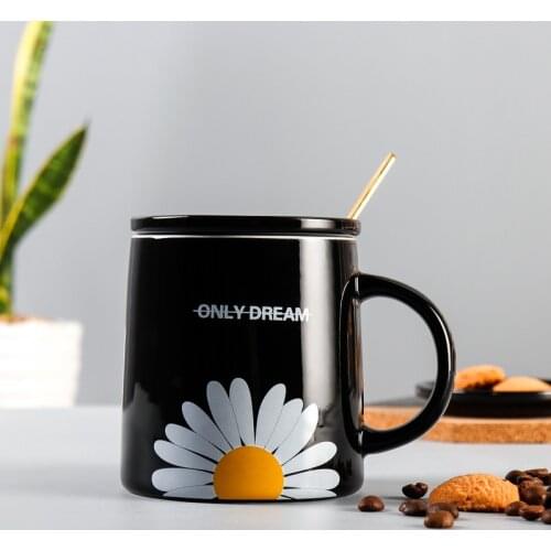 Creative Sunflower Ceramic Mugs Coffee Cups with Lid Spoon Office Home Couple Tea Cup Personalized Holiday Gift for Friends