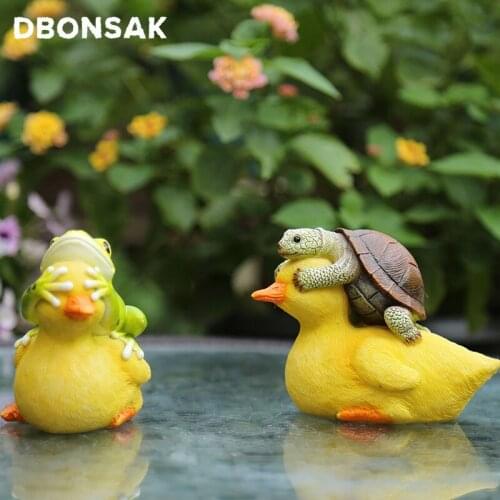 Cartoon Eyes Closed Duck Ornaments Resin Frog Tortoise Animal Sculpture Little Yellow Duck Statue Outdoor Garden Patio Decor