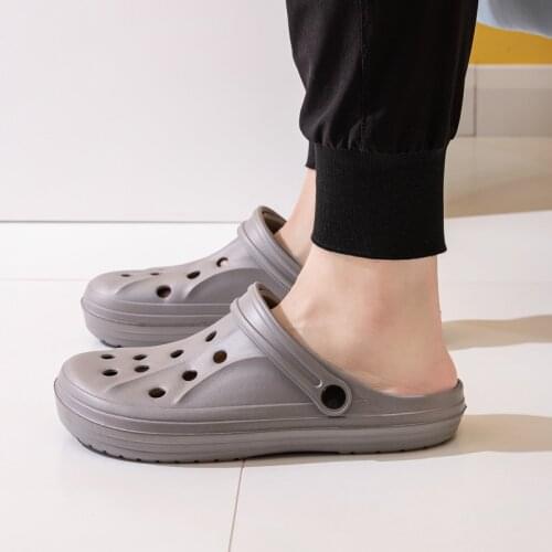 SDANLERB Men's Slippers
