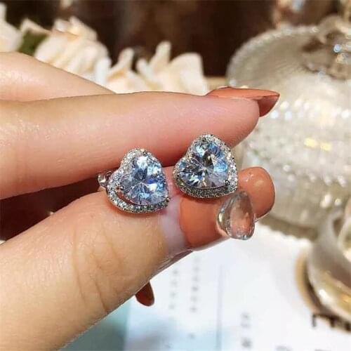 Exquisite Silver Color AAA Cubic Zirconia Heart Stud Earrings Bridal Wedding Party Womens Earrings Fashion Jewelry Lovers Gift