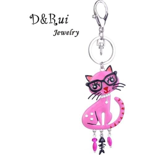 Creative Keychains for Women Pink Cartoon Animal Cat with Glasses Anime Keychain Enamel Metal Bag Car Pendant Key Chain Trinket
