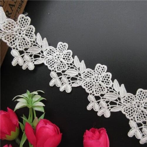 1m/2m/3m Soluble Polyester Flower Embroidered Lace Trim Ribbon Fabric Handmade Garment Wedding Dress Sewing Craft Decoration 5cm