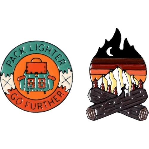 Climber Metal Enamel Brooch Outdoor Camping Adventure Bonfire Badge Pin Creative Trendy Traveler Coat Backpack Jewelry Gift