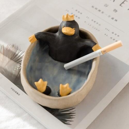 Household cartoon cat ashtray cute creative ceramic ashtray car living room storage multi-function