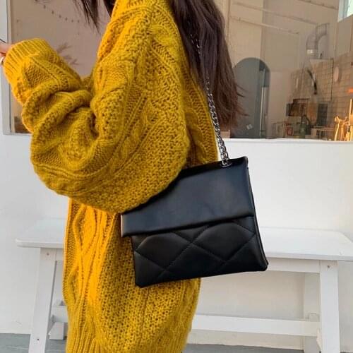 Solid Color Leather Shoulder Messenger Bag 2019 New Ladies Chain Handbags Fashion Casual Shopping Bag Multi-layer Envelope Bag