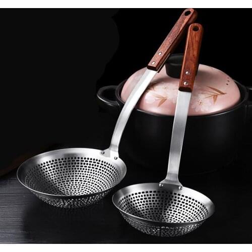 1Pcs 304 Stainless Steel Wire Colander For Noodles, Fried Spicy Hot Pot Spoon, Kitchen Spoon with Wooden Handle Colander