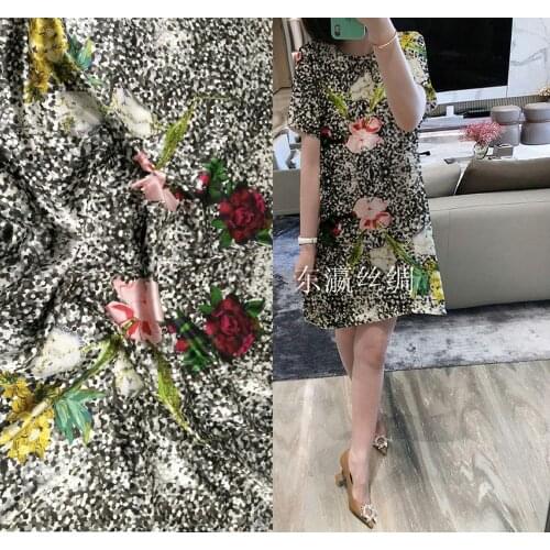 Telas New Red Rose flowers view printed heavy 19mm silk fabric spandex 97% silk romantic wedding/party dresses tissus au metre