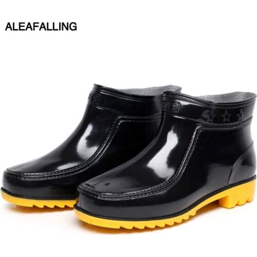 Aleafalling Kitchen Rain Boots Fashion Garden Boys Platform Ankle Waterproof Flat With Solid All-season Cookers Men Boots M021