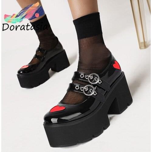 DORATASIA Hot Sale Girls New Brand Pumps Platform Chunky Heart Print Buckle Pumps Women Gothic Spring Shoes Woman