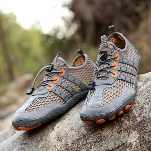 Fetchmous Summer Solid color Breathable Men Women Wading Hiking Shoes Mesh Outdoor Sport Sneakers Soft Climbing Shoes
