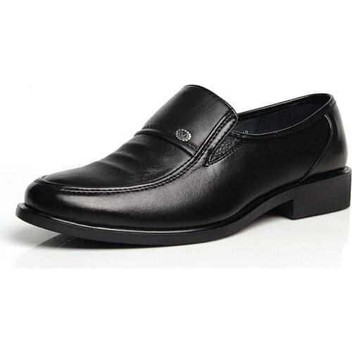 2021 New Mens Leather Shoes Fashion British Formal Wear Leather Shoes Wedding Business Casual Soft Bottom Non-slip Autumn