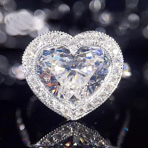 18K White Gold DF Color 1ct DF Color Lab Grown Diamond Heart Cut Moissanite Halo Ring Wedding Ring For Women