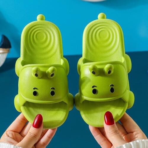 2021 Kids Slippers Summer Bear Boys Girls Slide Cute Pvc Non-slip Children Beach Shoes Baby Home Sandals Rabbit Kids Flip Flops