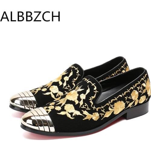 New Mens Fashion Embroidery Suede Leather Casual Party Shoes Men loafers Red Soles Shoes Man Business Leisure Trendy Dress Shoes