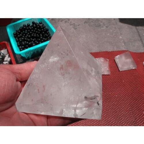 920g NATURAL TRANSPARENT QUARTZ CRYSTAL PYRAMID HEALING