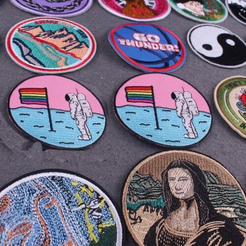 Round Astronaut Patch Iron on Jeans Accessories Applique Embroidery Patches Sewing Badge Patches For Clothing Sew Clothes Cloth